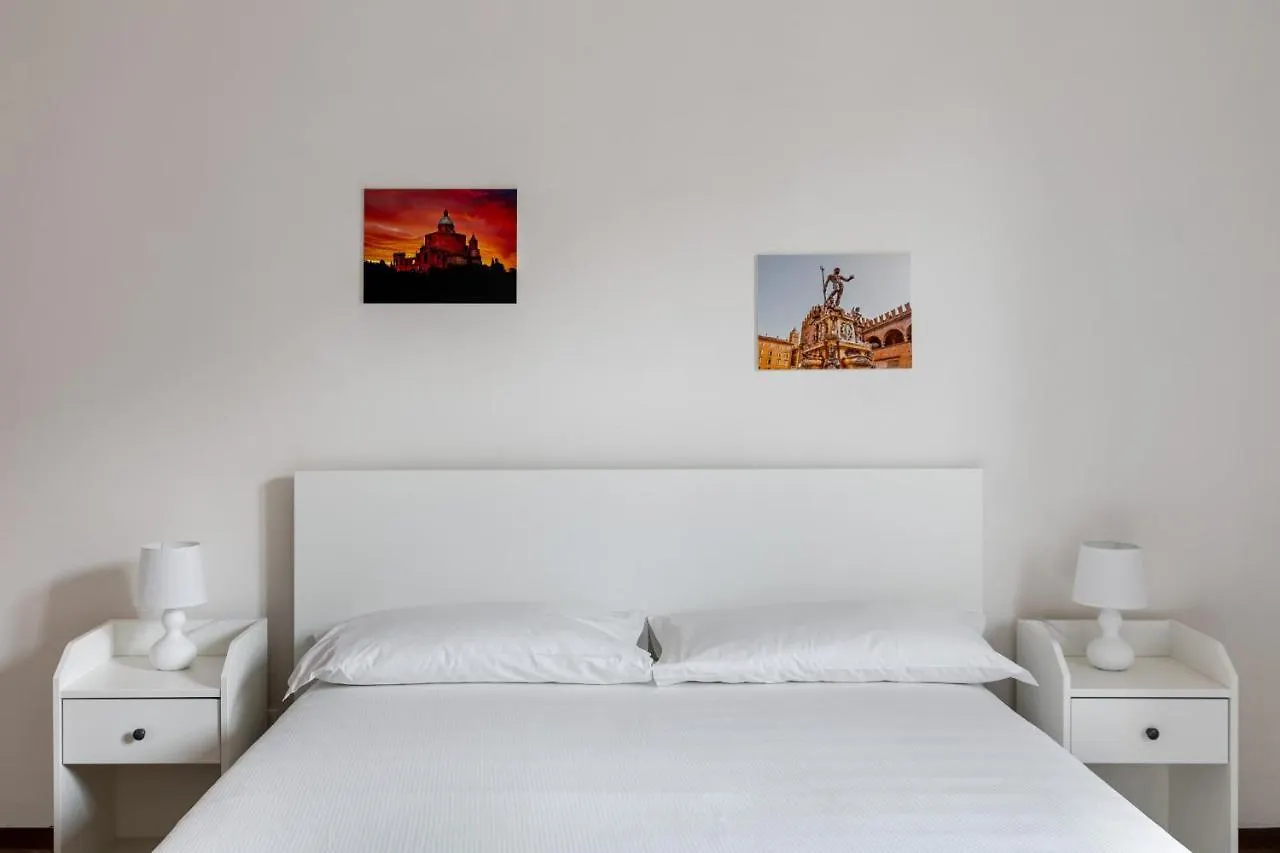 Alessandrini Apartment Alla Finestrella By Wonderful Italy Bologna 0*,