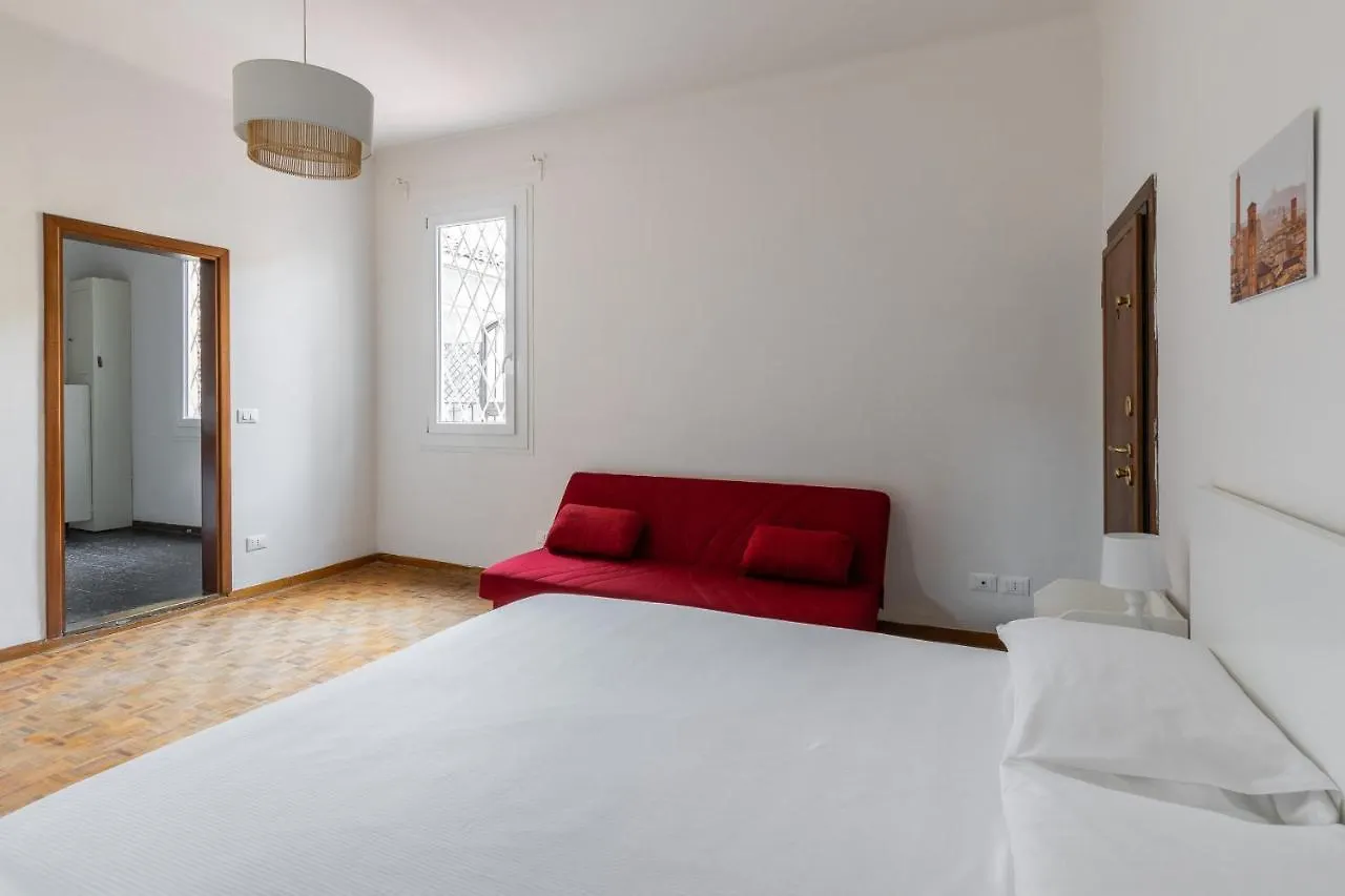 Alessandrini Apartment Alla Finestrella By Wonderful Italy Bologna