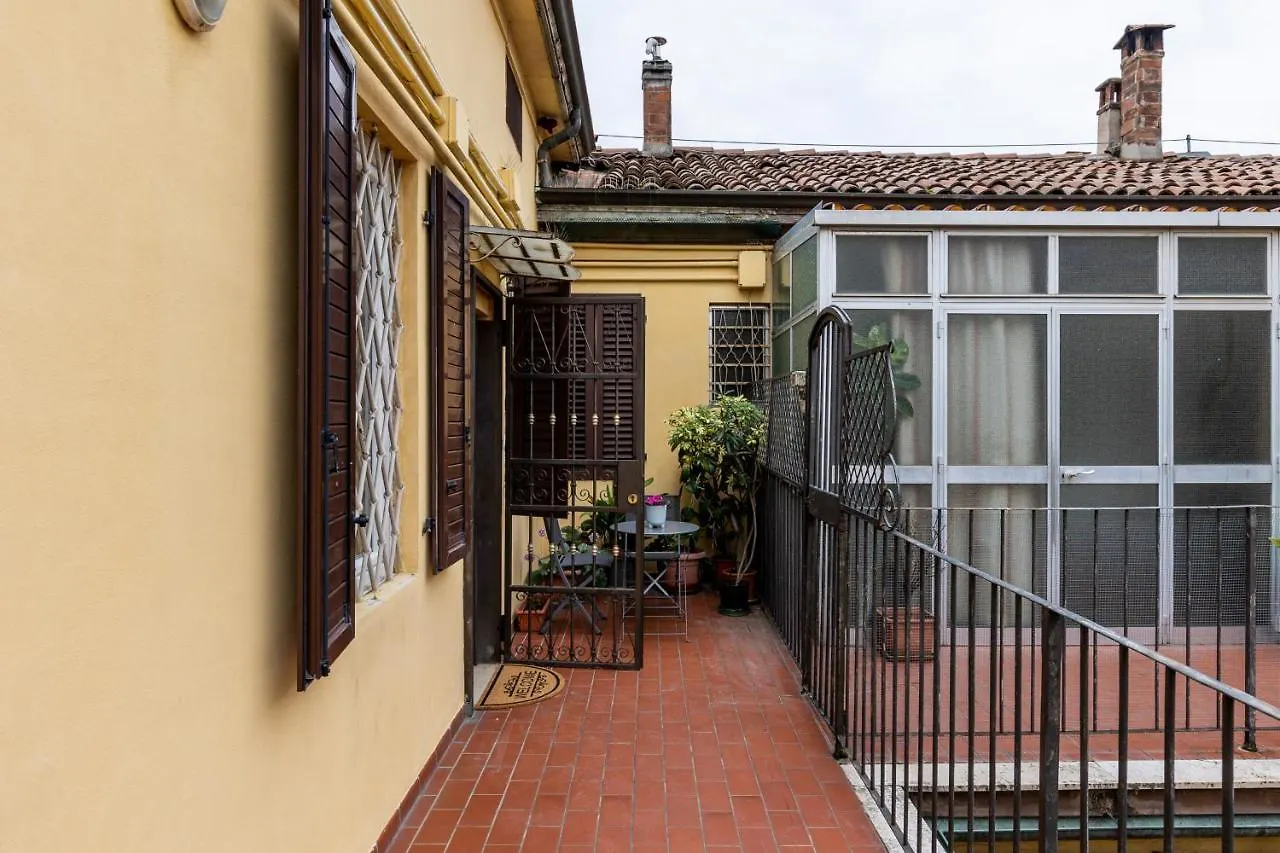 Alessandrini Apartment Alla Finestrella By Wonderful Italy Bologna Italy